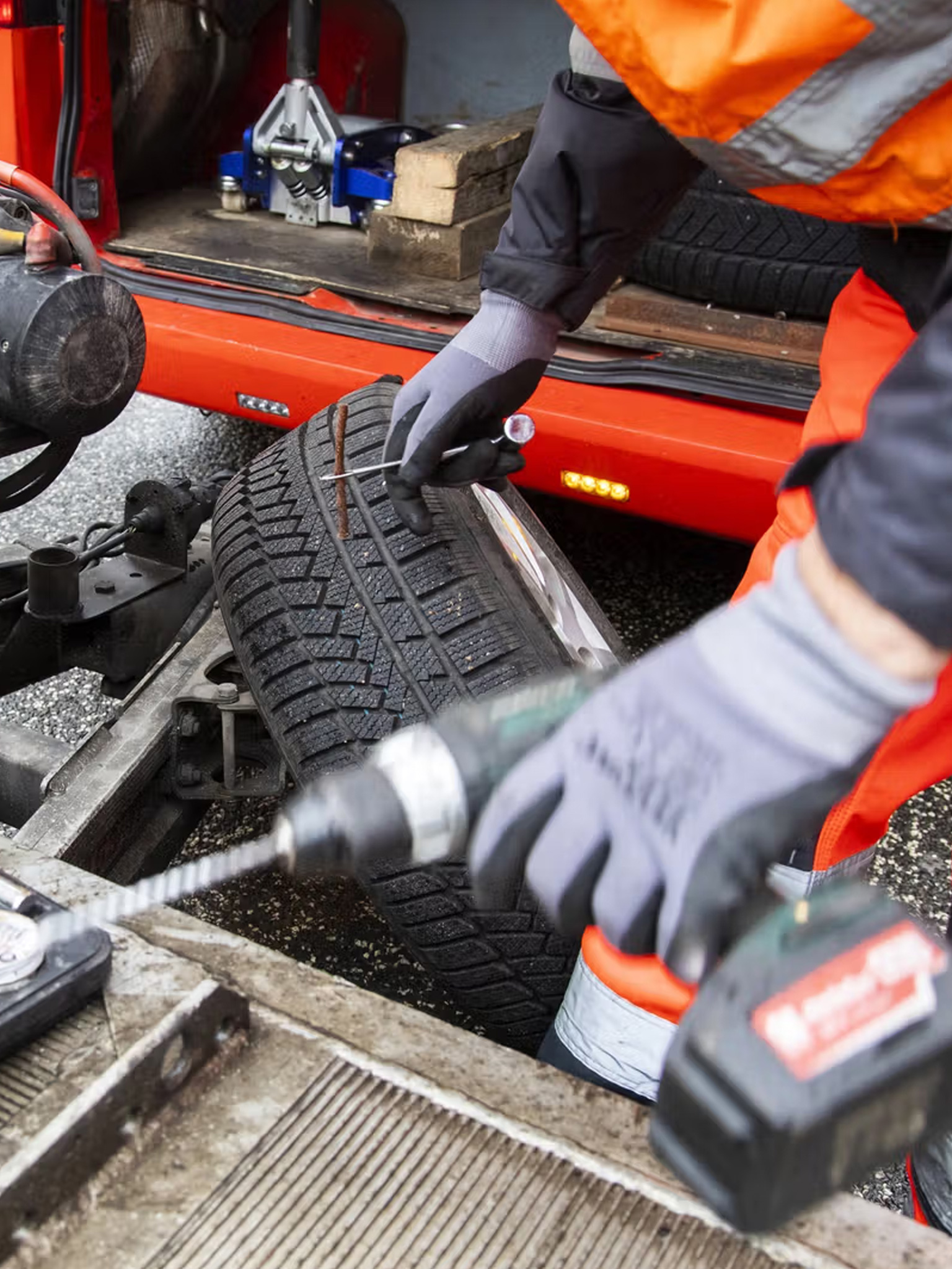 Tyre Damage Assistance